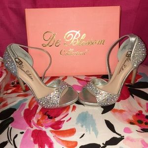 Formal or semi-formal event heels